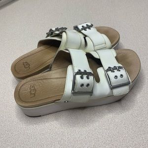 UGG Platform Sandal